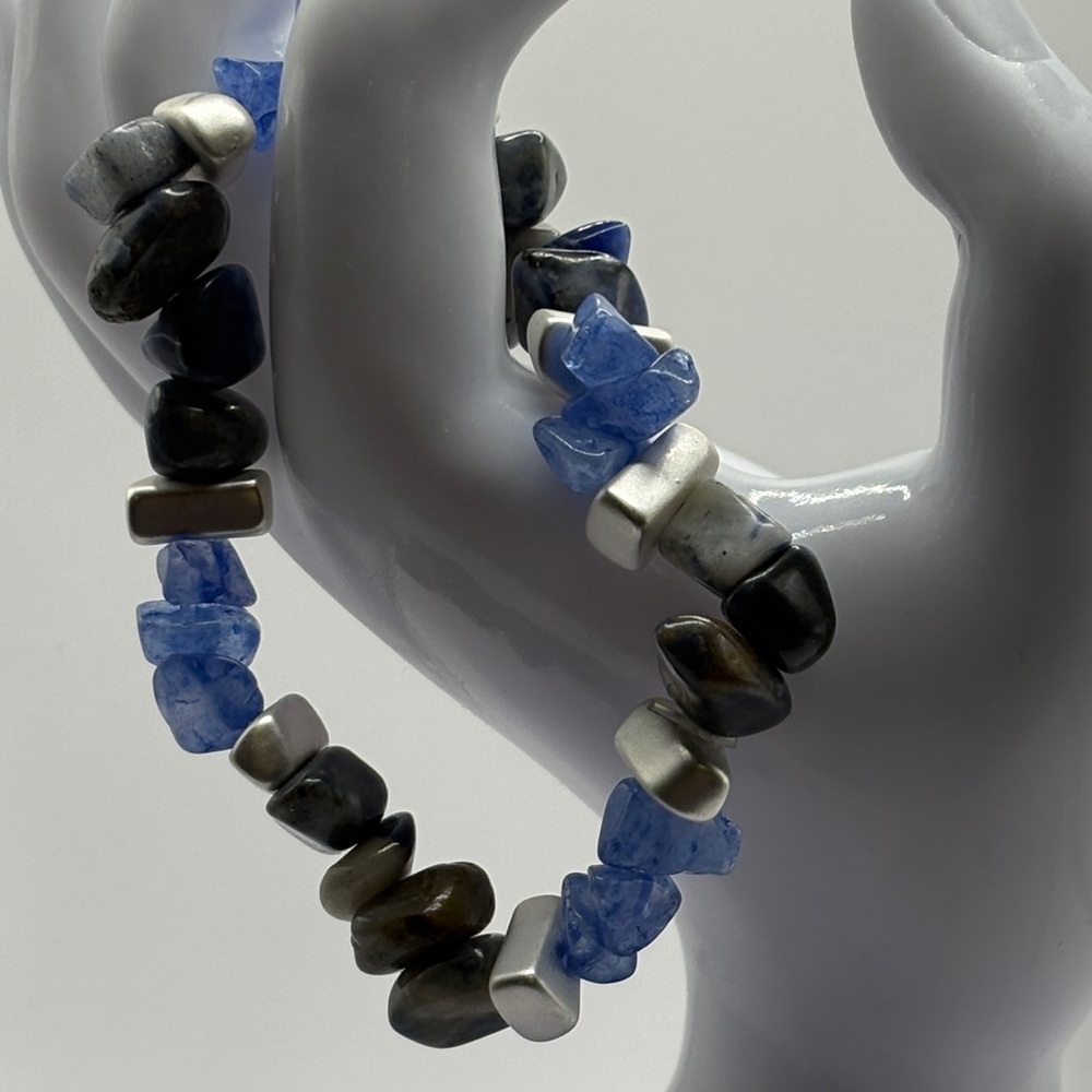 Natural Blue Stone Chip Stretch Bracelet - Boho Silver Accent - Picture 2 of 7